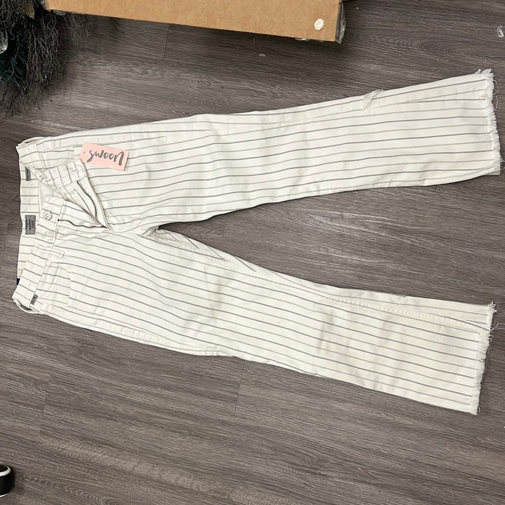 Never worn Jeans Still has Price Tag